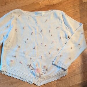 Liz Claiborne Cream Crew Neck Sweater